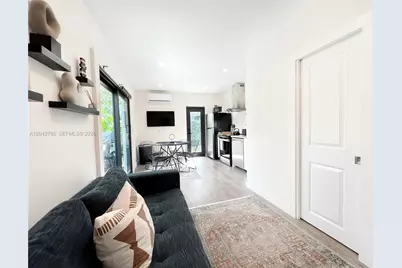 1240 NE 17th Ave #2, Fort Lauderdale, FL 33304 - Photo 9