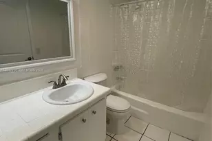 10832 SW 88th St, Miami, FL 33176 - Photo 7