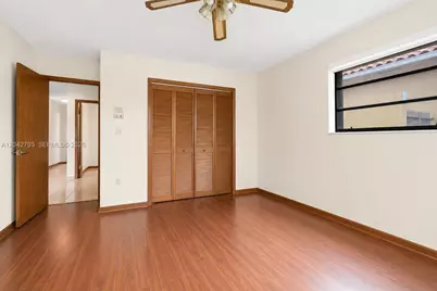 7365 N Augusta Dr, Hialeah, FL 33015 - Photo 19