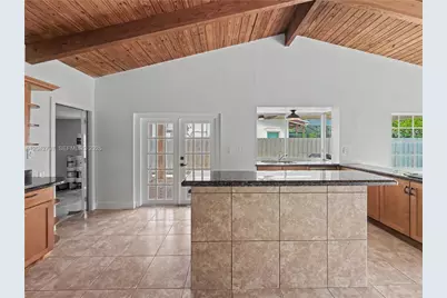 10262 SW 127th Pl, Miami, FL 33186 - Photo 11