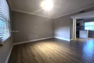 914 SW 8th Ave, Gainesville, FL 32601 - Photo 7
