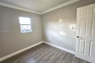 914 SW 8th Ave, Gainesville, FL 32601 - Photo 19
