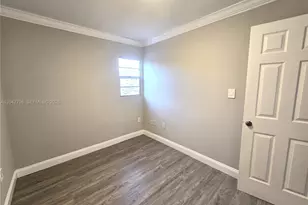 914 SW 8th Ave, Gainesville, FL 32601 - Photo 25