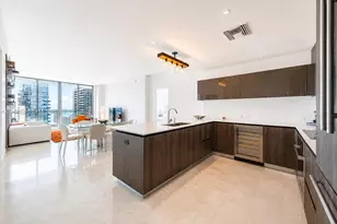 88 SW 7th St, Miami, FL 33130 - Photo 5