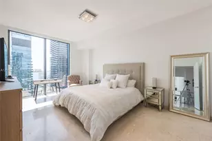 88 SW 7th St, Miami, FL 33130 - Photo 7