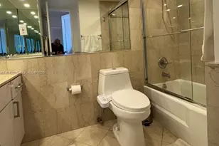 5161 E Collins Ave, Miami Beach, FL 33140 - Photo 9