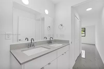 2729 NW 44 St #2729, Miami, FL 33142 - Photo 7