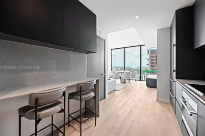 20 NE 11 #2410, Miami, FL 33132 - Photo 35