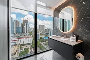20 NE 11, Miami, FL 33132 - Photo 37