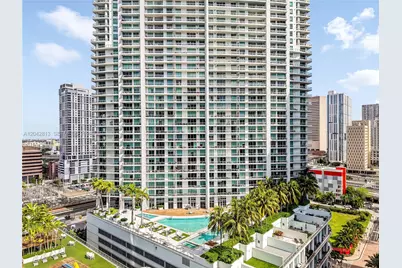90 SW 3rd St #3003, Miami, FL 33130 - Photo 3