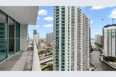 90 SW 3rd St #3003, Miami, FL 33130 - Photo 23