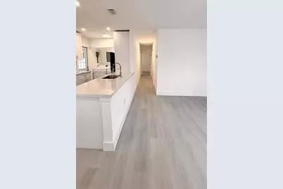 721 N 68th Ter, Hollywood, FL 33024 - Photo 5