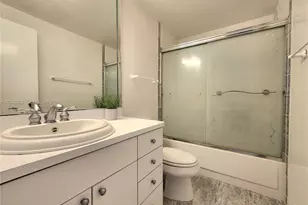 3505 S Ocean Dr, Hollywood, FL 33019 - Photo 25