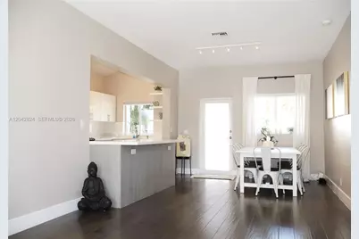 513 SW 18th Ct #1, Fort Lauderdale, FL 33315 - Photo 3
