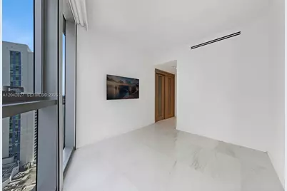 300 Biscayne Boulevard Way #2701, Miami, FL 33131 - Photo 25