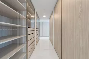 300 Biscayne Blvd Way, Miami, FL 33131 - Photo 17