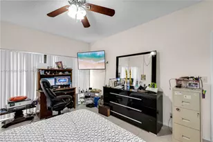 1491 NW 95th Terrace, Pembroke Pines, FL 33024 - Photo 17