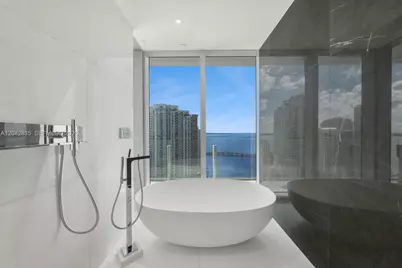 300 Biscayne Boulevard Way #2701, Miami, FL 33131 - Photo 19