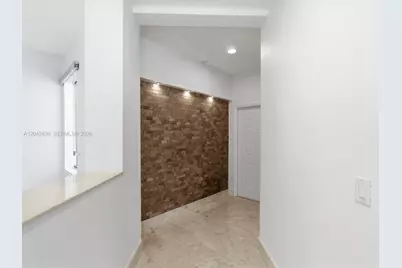 11274 NW 43rd Ter, Doral, FL 33178 - Photo 5