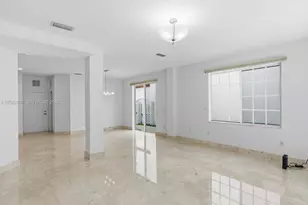 11274 NW 43rd Terrace, Doral, FL 33178 - Photo 9