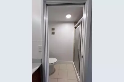 6455 W 27th Ave #11-44, Hialeah, FL 33016 - Photo 7