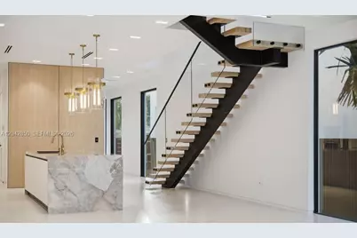 1314 NE 16th Ter #B, Fort Lauderdale, FL 33304 - Photo 5
