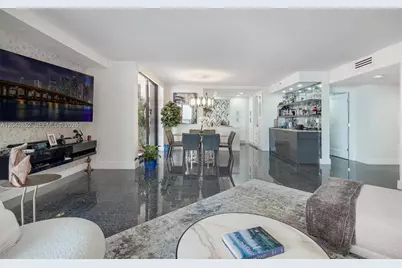 1581 Brickell Ave #1805, Miami, FL 33129 - Photo 3