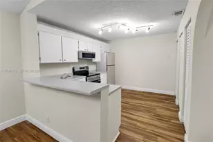 10111 W Sunrise Blvd, Plantation, FL 33322 - Photo 9