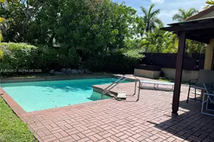 1020 NE 202nd Terrace, Miami, FL 33179 - Photo 5