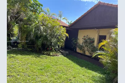 1020 NE 202nd Ter, Miami, FL 33179 - Photo 3