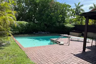 1020 NE 202nd Terrace, Miami, FL 33179 - Photo 5