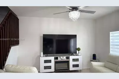 2316 SE 24th Ave #2316, Homestead, FL 33035 - Photo 3
