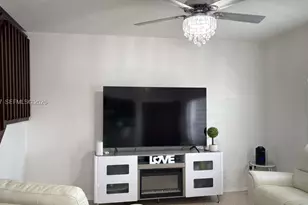 2316 SE 24th Ave, Homestead, FL 33035 - Photo 3