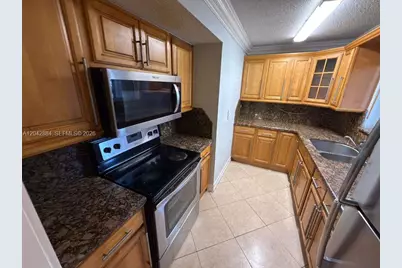 2735 W 52nd St #109, Hialeah, FL 33016 - Photo 3