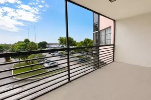 20840 San Simeon Way, Miami, FL 33179 - Photo 11