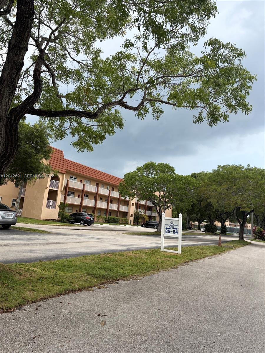 2741 N Pine Island Rd #109 - 2741 N Pine Island Rd #109, Sunrise, FL 33322 Luxury Property | Jose Angel Pina