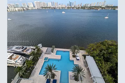 17111 E Biscayne Blvd #1011, North Miami Beach, FL 33160 - Photo 1