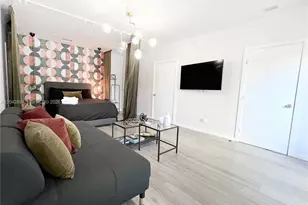 513 SW 18th Ct, Fort Lauderdale, FL 33315 - Photo 3