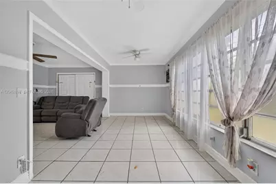 7551 Indigo St, Miramar, FL 33023 - Photo 21