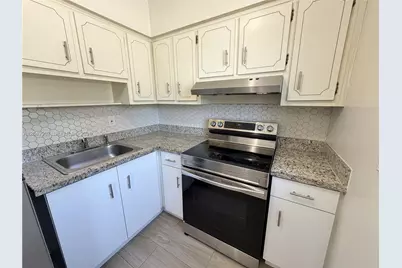 1821 N 17th Ct #26a, Hollywood, FL 33020 - Photo 11