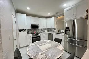 8917 NW 54th St, Sunrise, FL 33351 - Photo 7