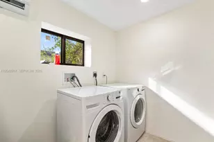 700 Davie Blvd, Fort Lauderdale, FL 33315 - Photo 9