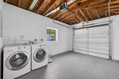 [Address not provided], North Miami Beach, FL 33162 - Photo 23