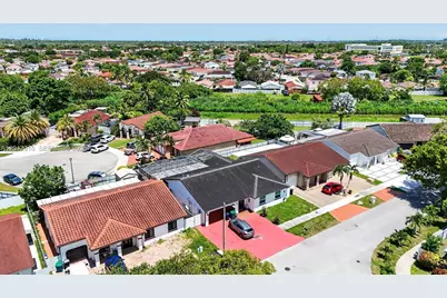 17401 SW 144th Ct, Miami, FL 33177 - Photo 9