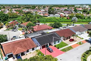 17401 SW 144th Ct, Miami, FL 33177 - Photo 9