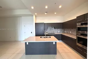 7825 NW 107th Ave, Doral, FL 33178 - Photo 5