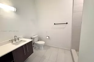 7825 NW 107th Ave, Doral, FL 33178 - Photo 15