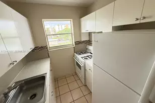 1255 W 49th Pl, Hialeah, FL 33012 - Photo 7