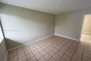 1255 W 49th Pl, Hialeah, FL 33012 - Photo 9