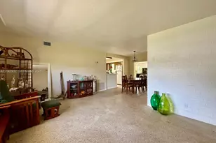 830 SW 64th Pkwy, Pembroke Pines, FL 33023 - Photo 9